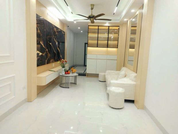 Nhà đẹp hoàng đạo thành 40m2, 5 tầng 17.2 tỷ thanh xuân 7501137