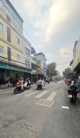 Bán nhà mặt phố phường tân sơn nhất p7  - lô góc - đường 7501791
