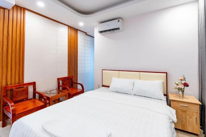 Khách sạn cổ linh, dòng tiền ổn định 1.2tỷnăm ,vỉa hè, ôtô 7503452