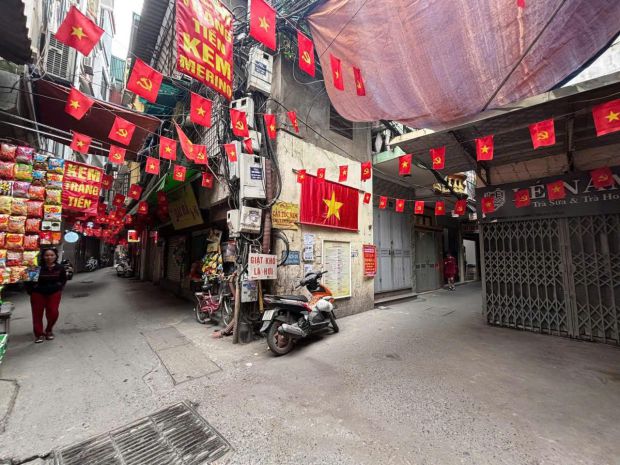 3.9  tỷ - hàng nhỏ hiếm có khó tìm-sổ đỏ hoa hậu , mặt tiền 7503848