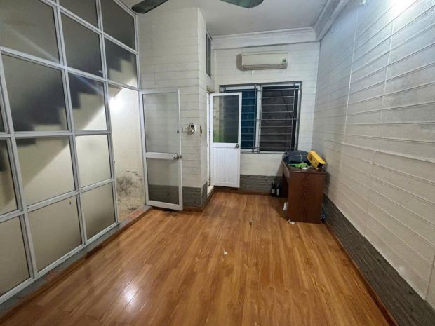3.9  tỷ - hàng nhỏ hiếm có khó tìm-sổ đỏ hoa hậu , mặt tiền 7503849