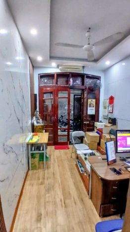 Bán nhà 3 tầng  ngõ 122 phố kim giang  thuận tiện kết nối 7506858
