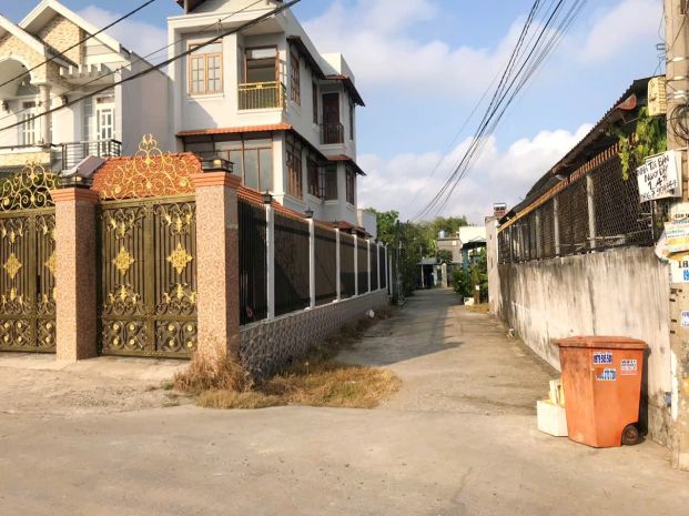Cân ban 95m2 5x19 đât thô cư hem xe hơi 7509698