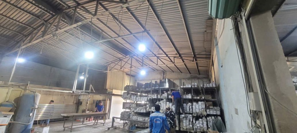 Kho xưởng 1.575m² nguyễn văn quá  xe container đi đêm 7510041