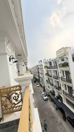 Bán 
nhà phố 5 tầng hẻm xe hơi thông bình trị đông a, bình 7510834