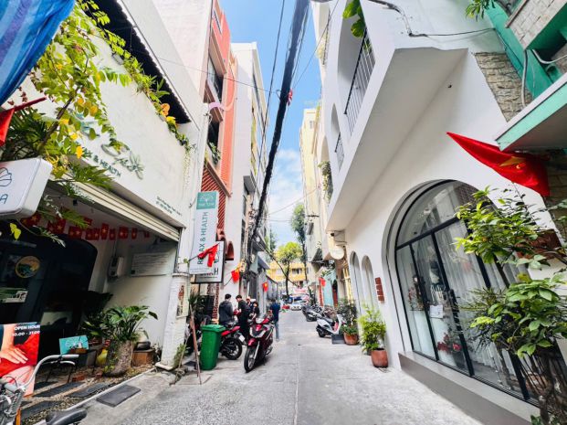 Bán nhà 4 tầng mặt tiền hxh 8m đ.phạm ngọc thạch, quận 3- 7511329