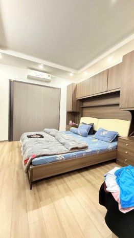 Nhinh hơn 9 ty nha đep 35 phan kê binh 35m2 5t thang m 7513397
