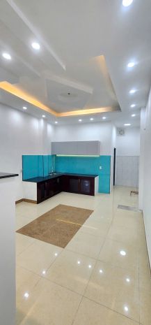 Nhà 2 tầng nở hậu hẻm 4m âu dương lân p.chánh hưng p3q8 7513776