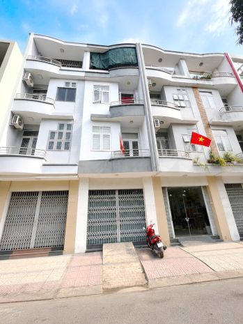 Nhà mặt tiền đường 320 bông sao p5q8, giá : 11.8 tỷ 7513843
