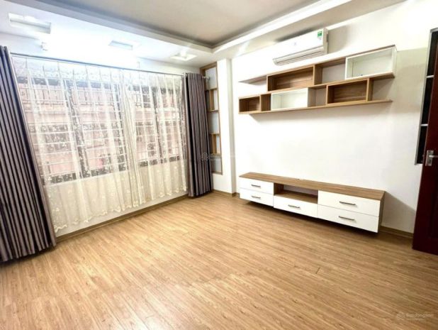 Bán nhà 40m2, 5 tầng, 6pn+ nội thất, ôtô đỗ cửa, 2 mặt 7515424