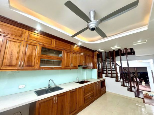 Bán nhà 40m2, 5 tầng, 6pn+ nội thất, ôtô đỗ cửa, 2 mặt 7515427