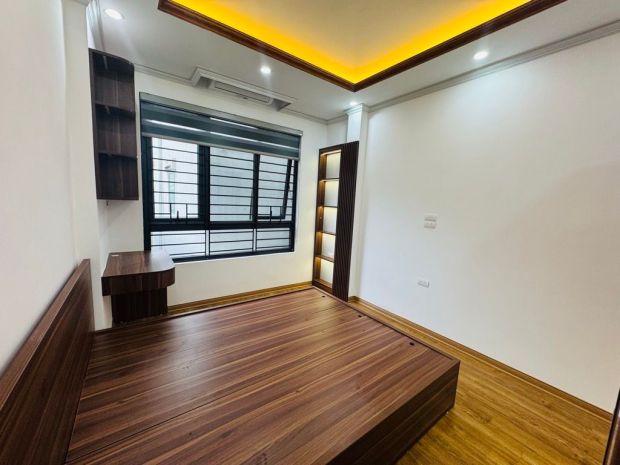 Bán nhà việt hưng- dân xây- oto- thang máy- ngõ nông 48m 6 7518352