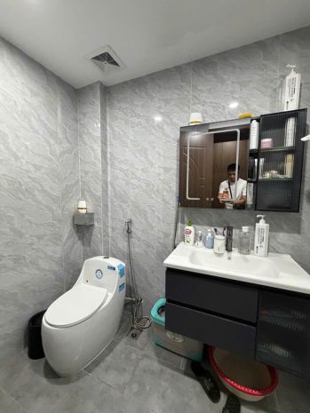 Bán nhà hoa lâm 64m 6 tầng thang máy ngay sau go long biên 7519940