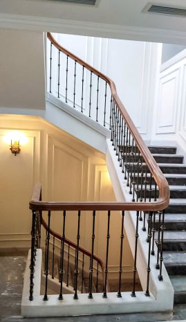 Cho thuê nhà, chùa bộc, phạm ngọc thạch, thang máy, 317m2x 7520330
