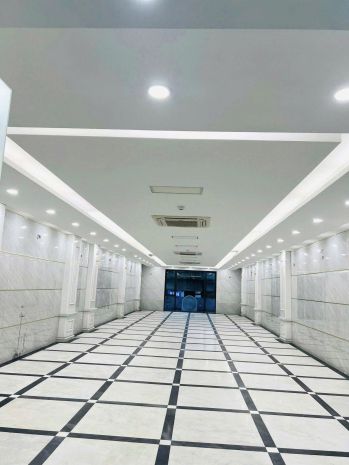Chính chủ cho thuê văn phòng mặt tiền nguyễn xiển , thanh 7520632