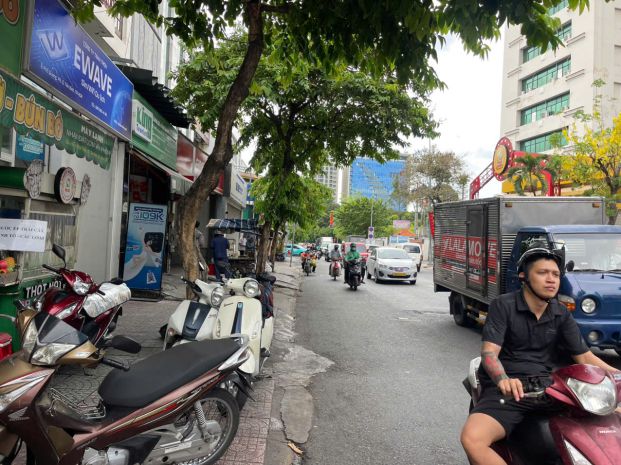 Sang quán cơm máy lạnh vp  gần nhiều toà vp cty , ngân 7522848