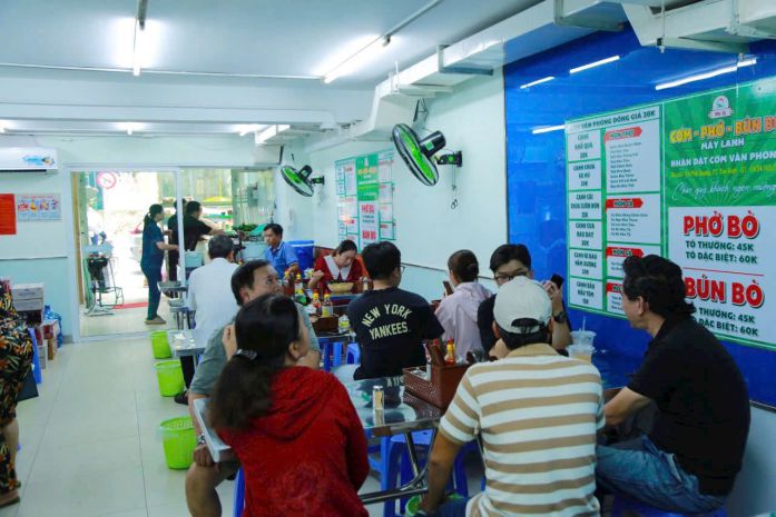 Sang quán cơm máy lạnh vp  gần nhiều toà vp cty , ngân 7522849