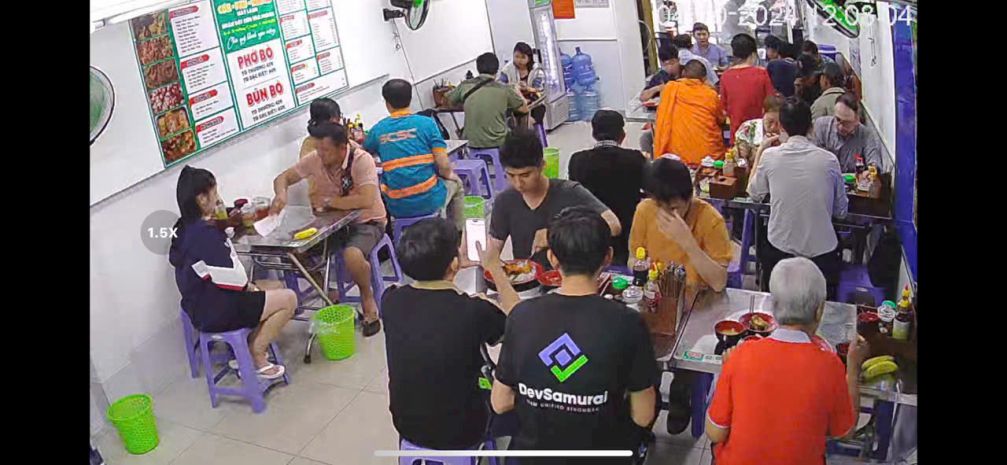 Sang quán cơm máy lạnh vp  gần nhiều toà vp cty , ngân 7522851