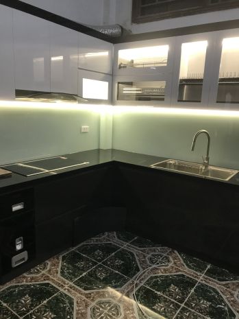 Cho thuê nhà 5 tầng, 60m2, 4pn, full nội thất, giá 7523123