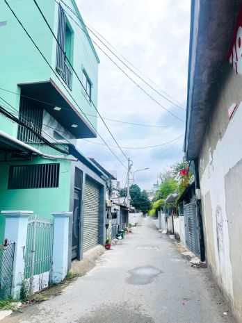 Nhà mặt tiền linh đông thủ đức  210m² ngang 20.5m  phù 7524418