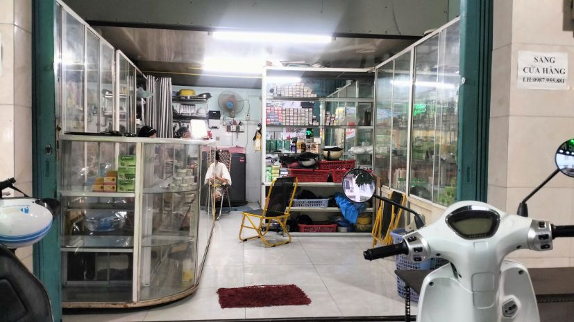 Cần sang cửa hàng mỹ phẩm và phụ liệu tóc đối diện chợ cây 7524960