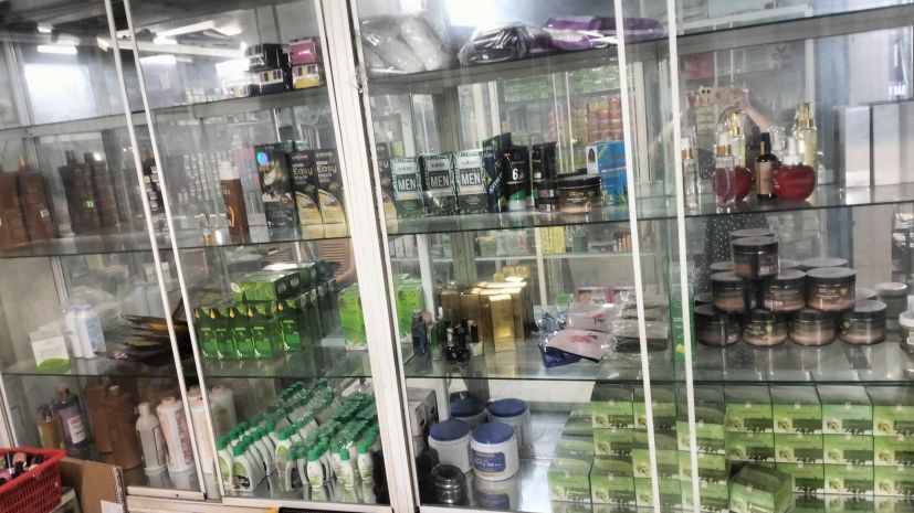 Cần sang cửa hàng mỹ phẩm và phụ liệu tóc đối diện chợ cây 7524964