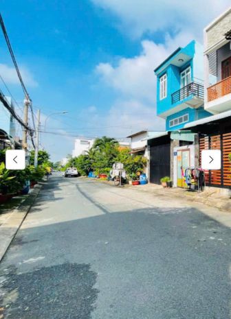 Không có căn thứ 2 - ngay trung tâm  - nhà 4 tầng hẻm xe 7525332