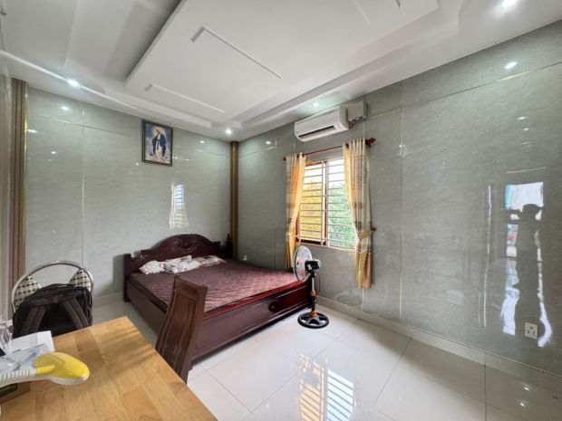 Bán nhà đẹp 3 tầng đs8 linh xuân,đường 2 ô tô,gần đh kinh 7525585