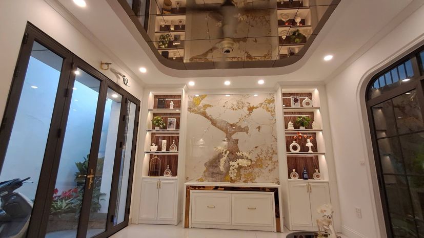 Đẹp như khách sạn nhà xây mới 6 tầng thang máy phố lạc long 7526061