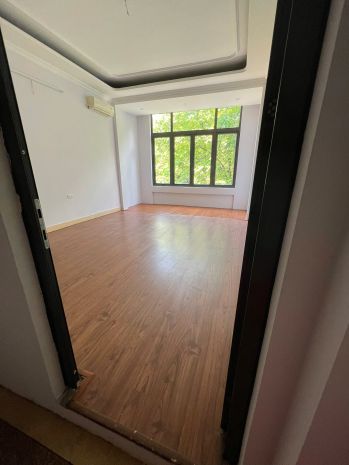 Cho thuê nguyên căn minh khai, ô tô đỗ cửa, 40m 4tầng, 3 7526823