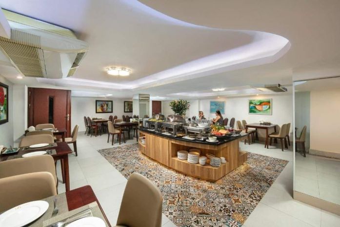 Bà triệu phố huế  hàng bài  building 310m² mt 11m  10 7527973