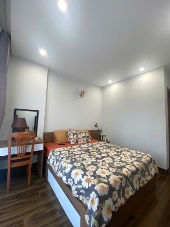 Chính chủ cho thuê phòng khép kín ngọc thụy  view hồ 7529258