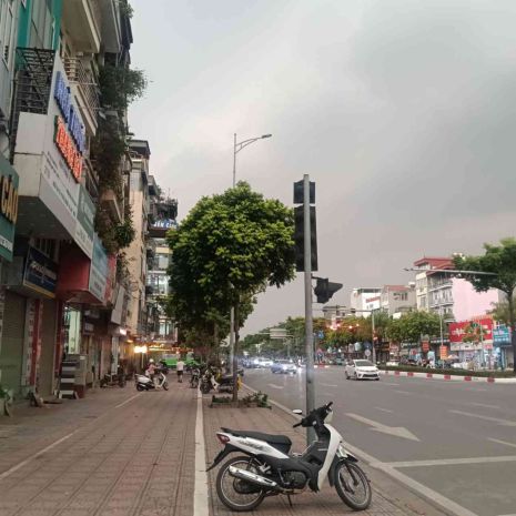 Bán đất mặt phố ngô gia tự, long biên 100m2- mt 6m- giá tốt 7530466