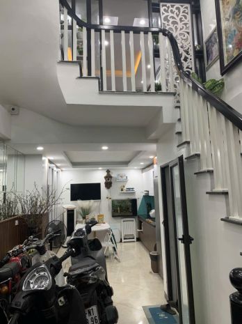 Bán nhà vị trí đẹp tại ngọc chì thạch bàn, long biên, hà 7530930
