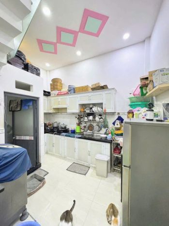 Nhà đẹp  - giá tốt chính chủ cần bán nhà lầu bình tân - dt: 7531130