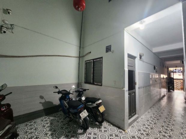 Bán nhà tạ quang bửu 8x18 chdv dòng tiền 70trtháng chỉ 14 7532048