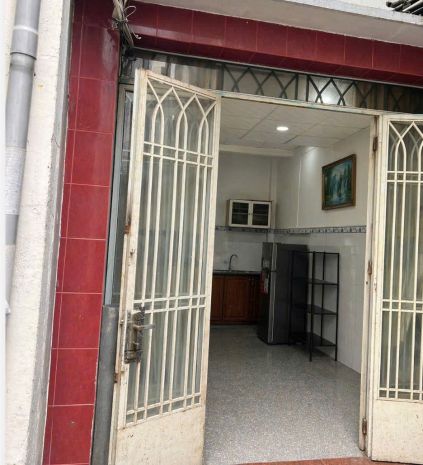 Hot hotchính chủ cần bán căn nhà giá tốtđ. bạch đằng, 7532448