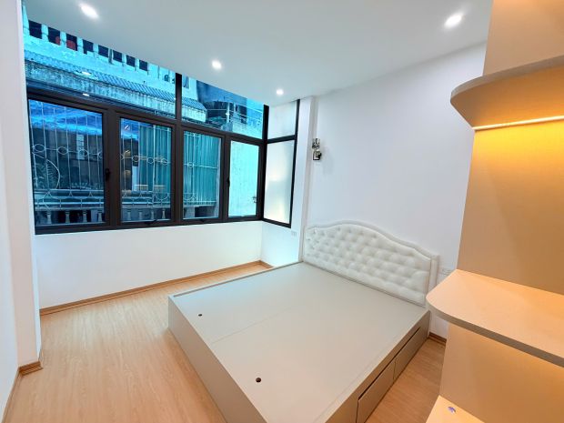 Bán nhà đẹp ngõ 112 ngọc khánh  ba đình  lô góc 2 mặt 7535243