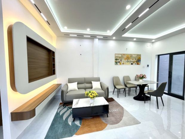 Nhà đẹp số riêng đường xe hơi ,  phú thuận q7 4,2x8  2 7535257