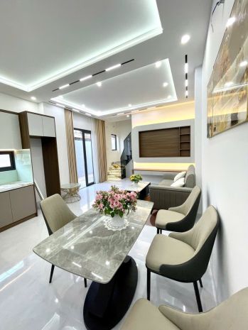 Nhà đẹp số riêng đường xe hơi ,  phú thuận q7 4,2x8  2 7535259