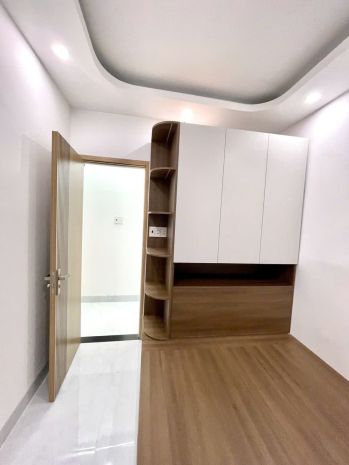 Nhà đẹp số riêng đường xe hơi ,  phú thuận q7 4,2x8  2 7535261