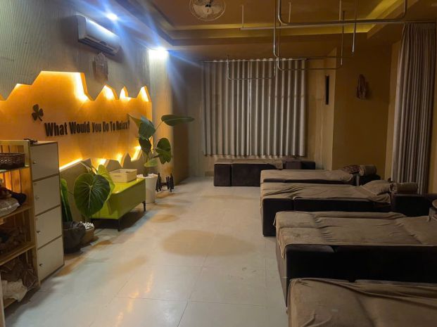 Sang gấp spa massage khoẻ kinh doanh  giá tốt tại bình tân 7535320
