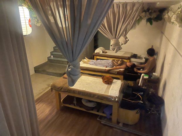 Sang gấp spa massage khoẻ kinh doanh  giá tốt tại bình tân 7535321