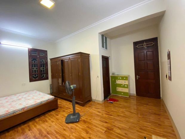 Bán nhà ô tô phố hoàng cầu đống đa 25 tỷ. mặt tiền 5m qh ổn 7536281