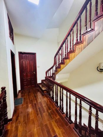 Bán nhà ô tô phố hoàng cầu đống đa 25 tỷ. mặt tiền 5m qh ổn 7536282