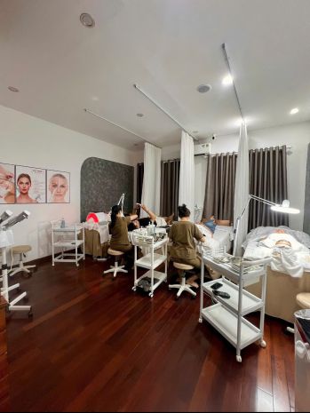 Chỉ hơn 900tr - sang nhượng thẩm mỹ viện  4 tầng tại  trung 7537618