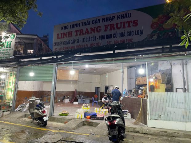 Mb cho thuê ngang 12m , đẹp lắm  vị trí đắc địa ngay ngã 7538987