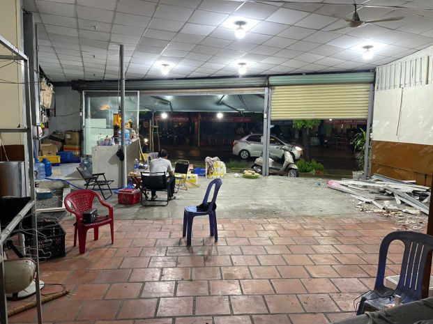 Mb cho thuê ngang 12m , đẹp lắm  vị trí đắc địa ngay ngã 7538988