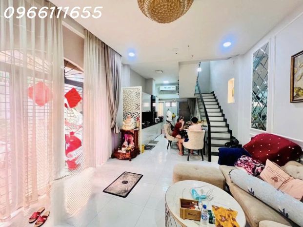 Bán nhà lô góc 2 mặt hẻm  trần quang diệu  p14 7539026