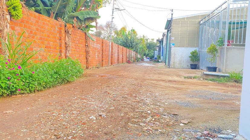 Bán nhà c4 mới xây hẻm cos pha, gần lô 90, đức trọng, lâm đồ 7540341